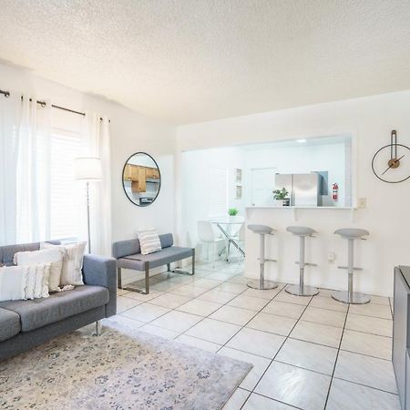 Modern 2 Bedroom In The Heart Of Wynwood Art District Маямі Екстер'єр фото
