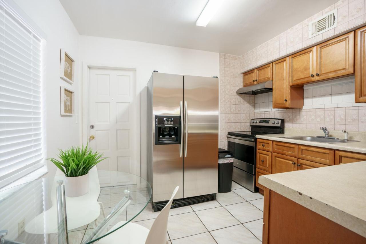 Modern 2 Bedroom In The Heart Of Wynwood Art District Маямі Екстер'єр фото